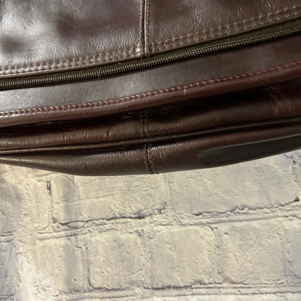 PELLE STUDIO VINTAGE CHOCOLATE BROWN LEATHER MANY COMPARTMENTS LAB/BREIF BAG